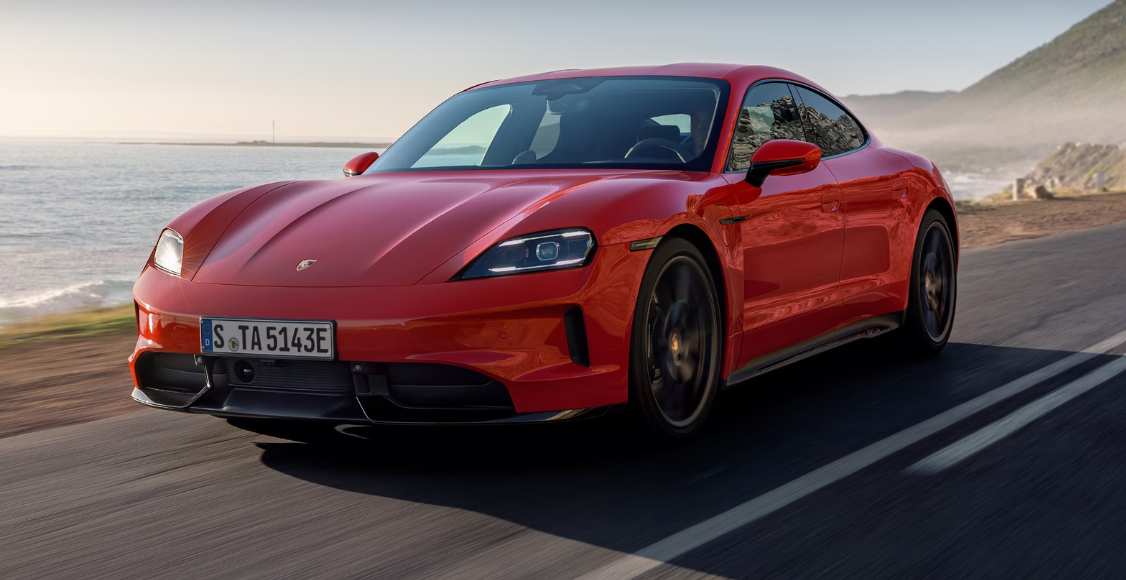 Porsche va arrêter la production de son fleuron électrique Taycan