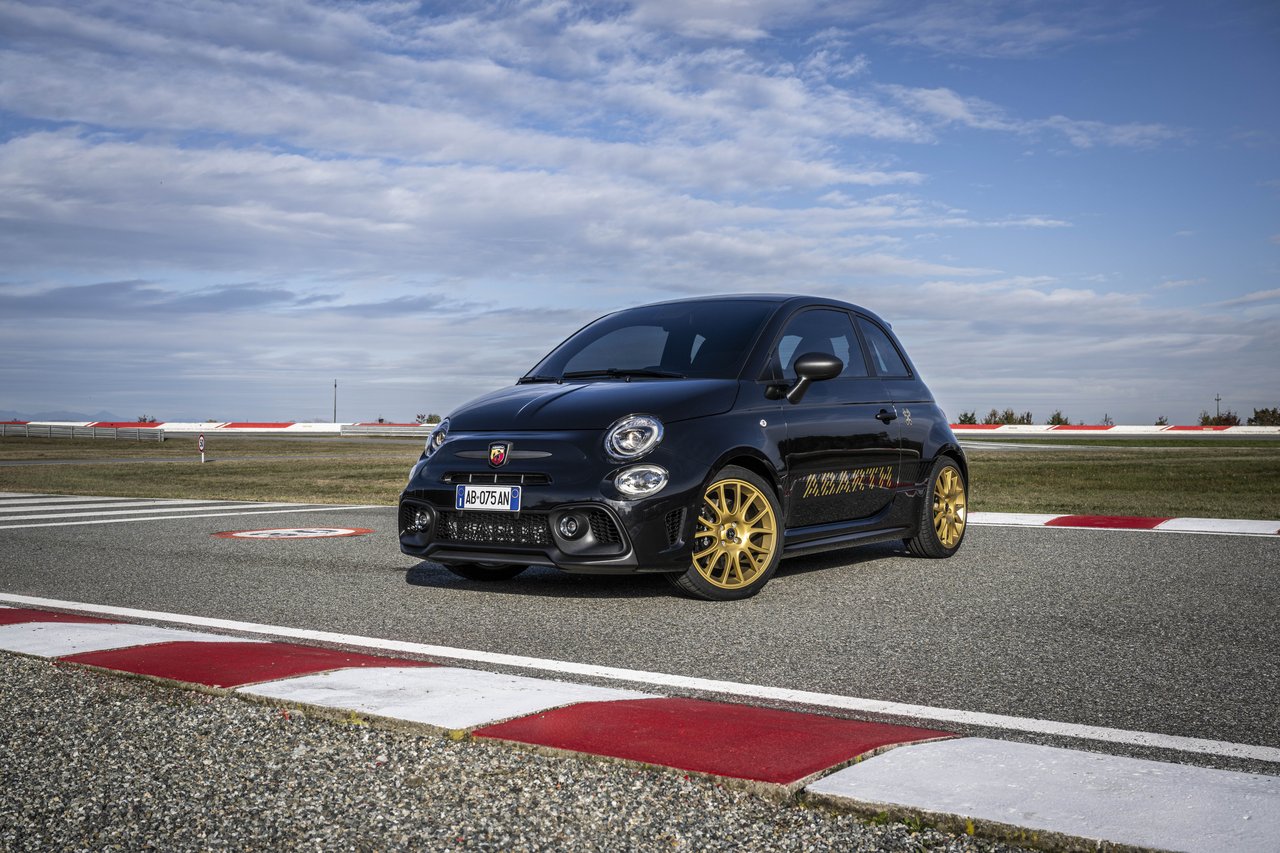 Abarth 695 - Miniature 4