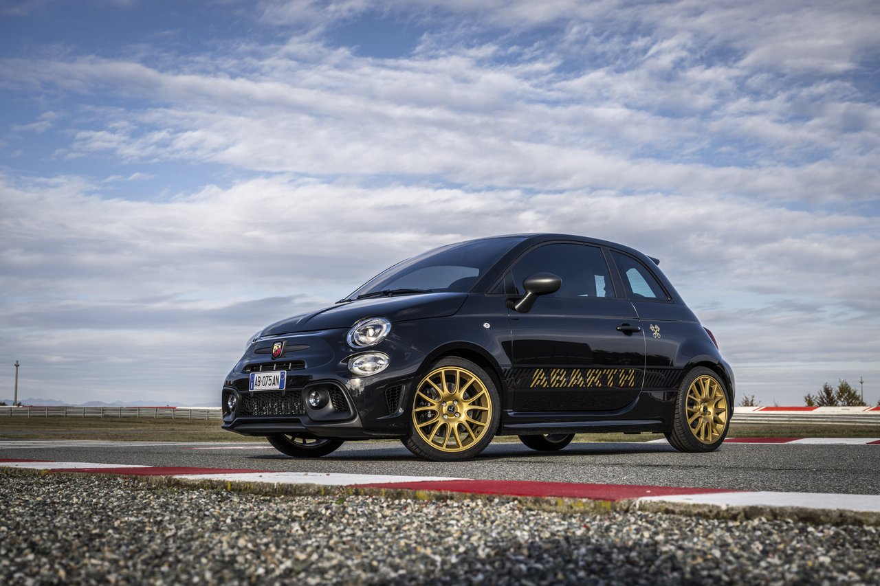 Abarth 695 - Miniature 5
