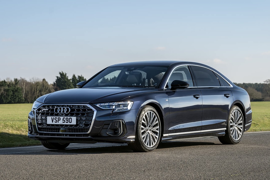 Audi A8 - Miniature 2