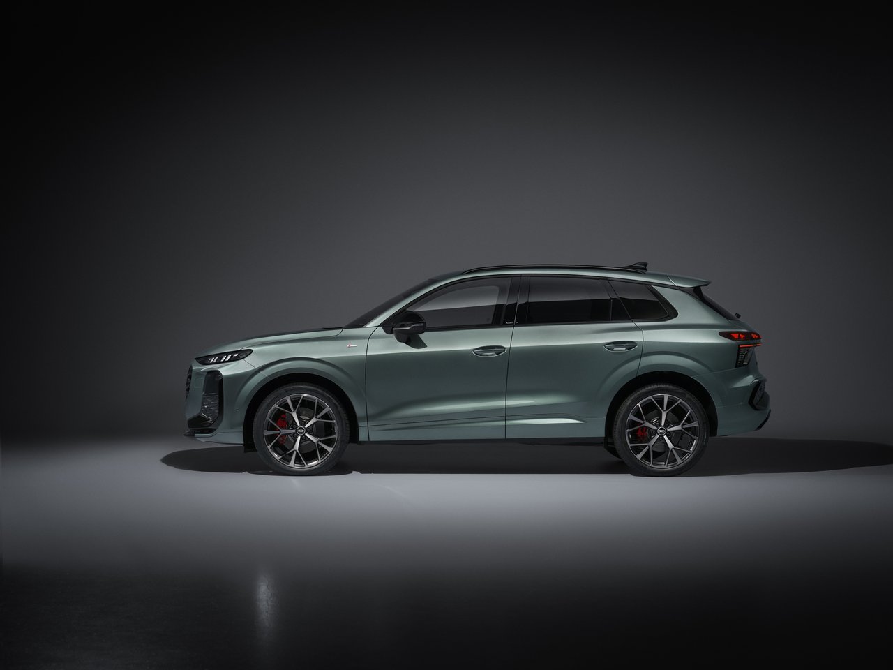 Audi Q3 - Miniature 4