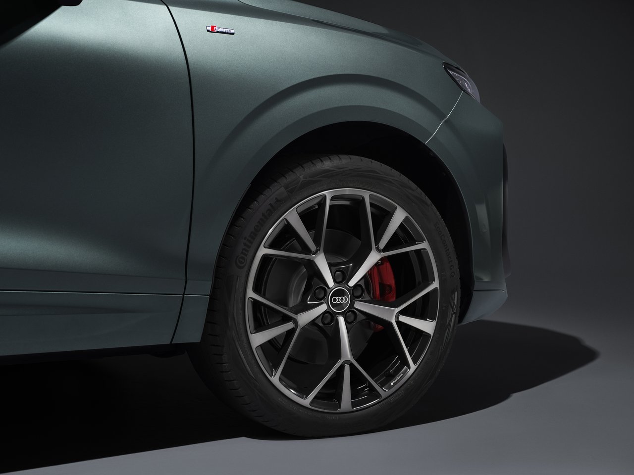 Audi Q3 - Miniature 6