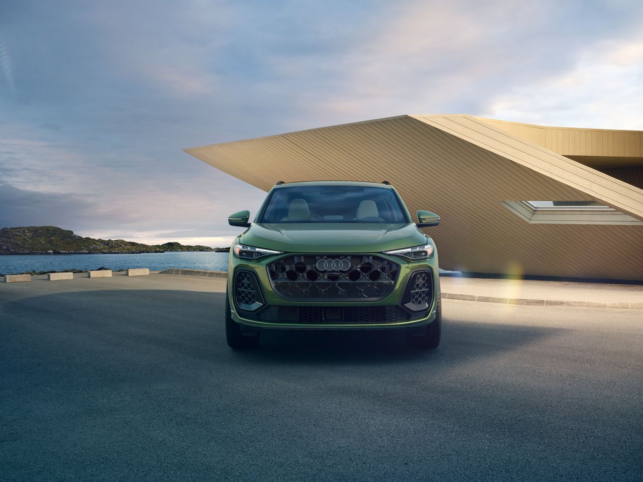 Audi Q5 - Miniature 2