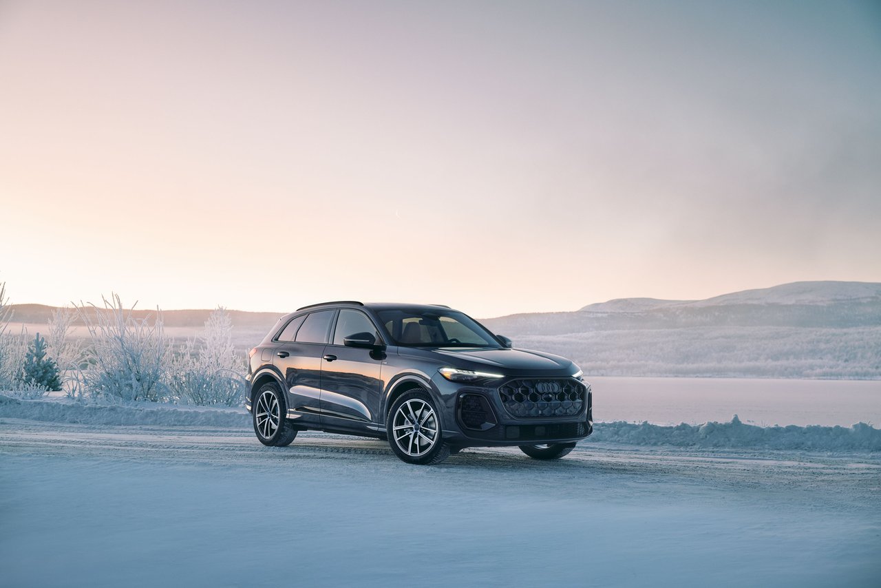 Audi Q5 - Miniature 3