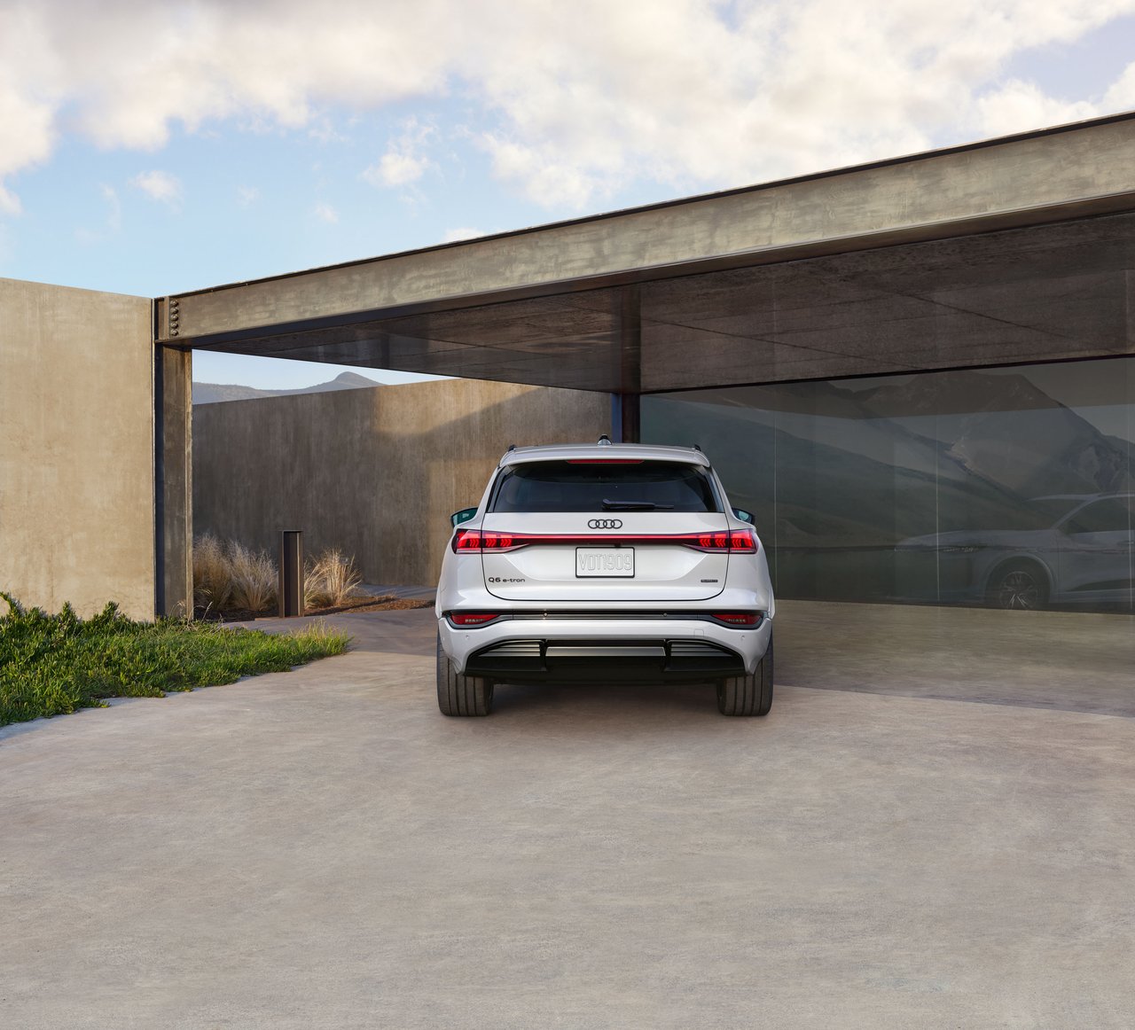 Audi Q6 e-tron - Miniature 5