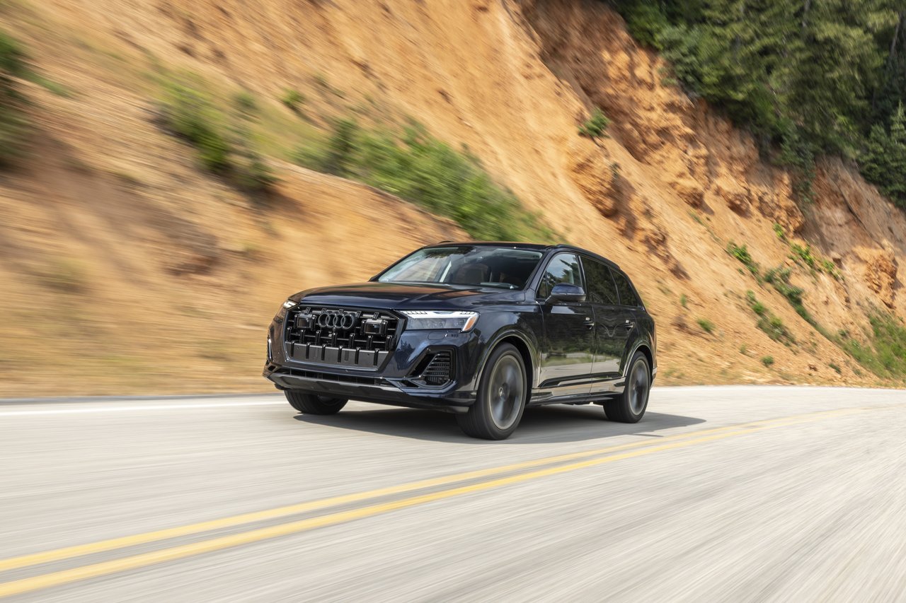 Audi Q7 - Image 1