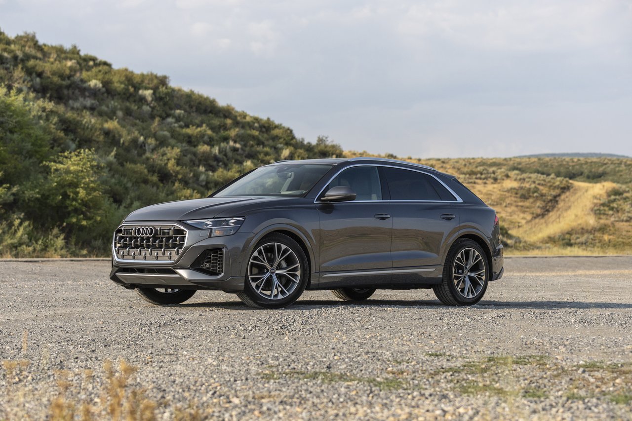 Audi Q8 - Miniature 6