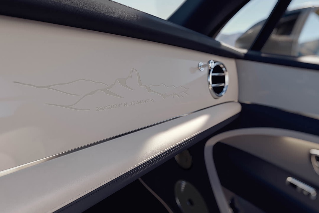 Bentley Bentayga - Miniature 10