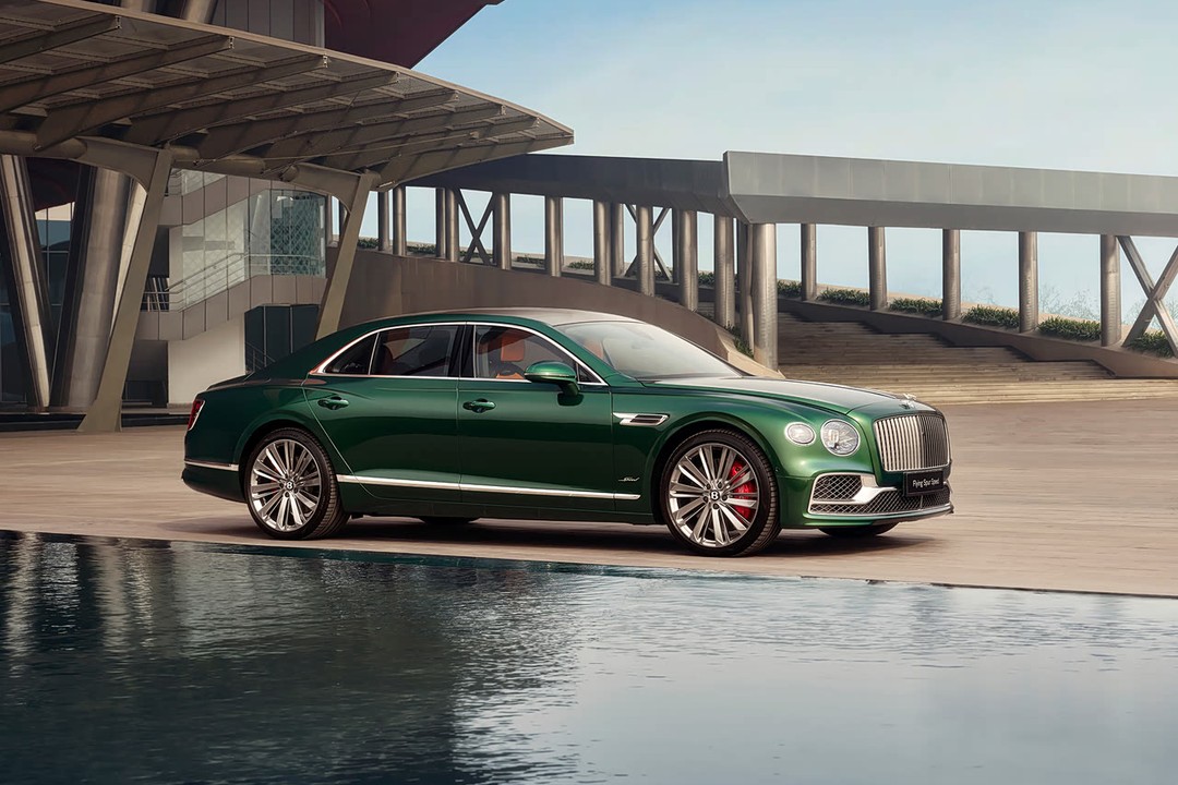Bentley Flying Spur - Miniature 2