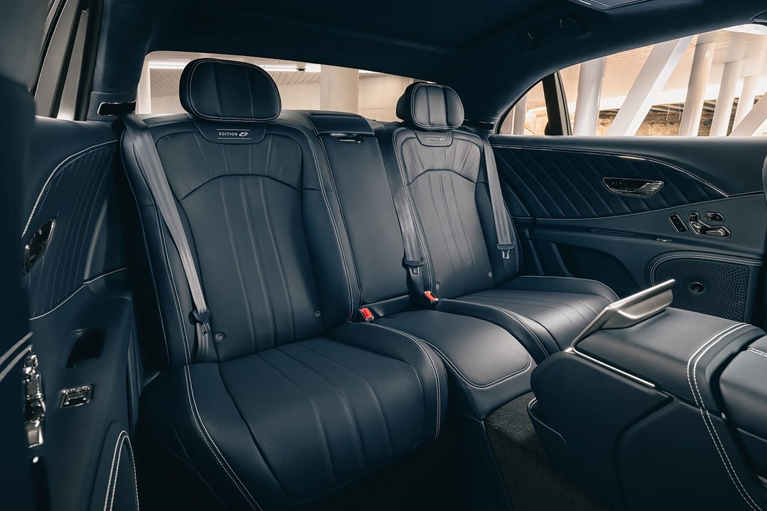 Bentley Flying Spur - Miniature 13