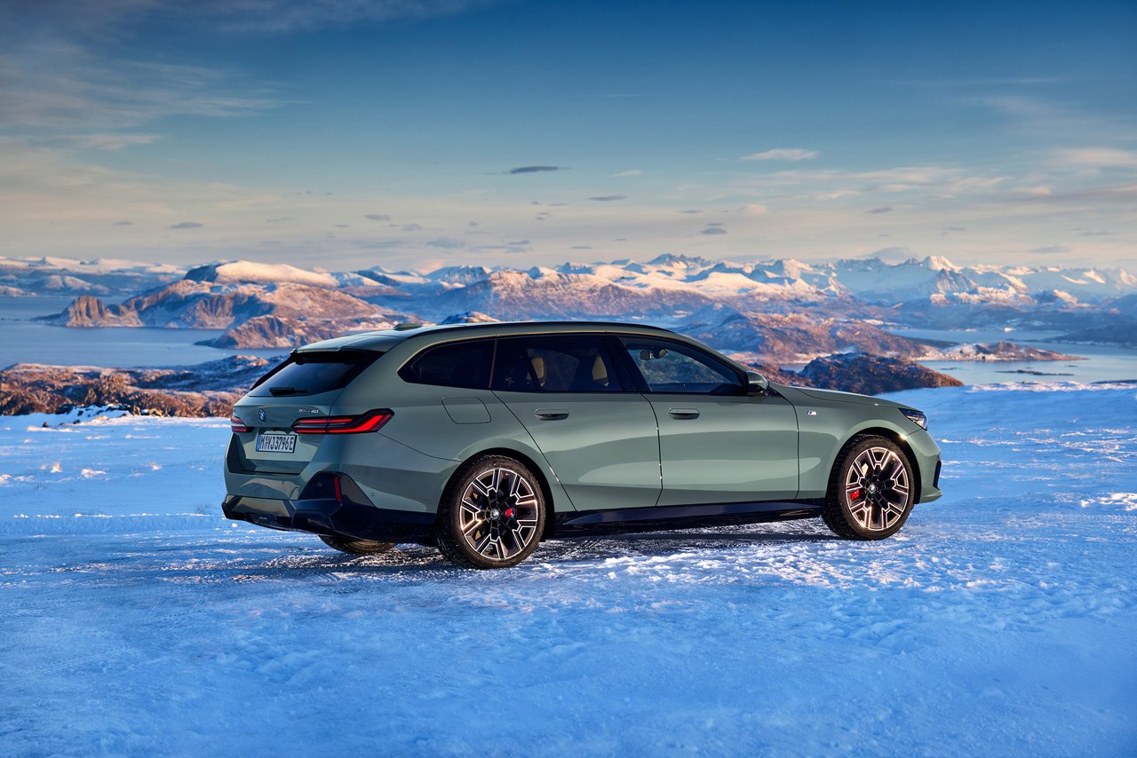 BMW i5 - Miniature 2