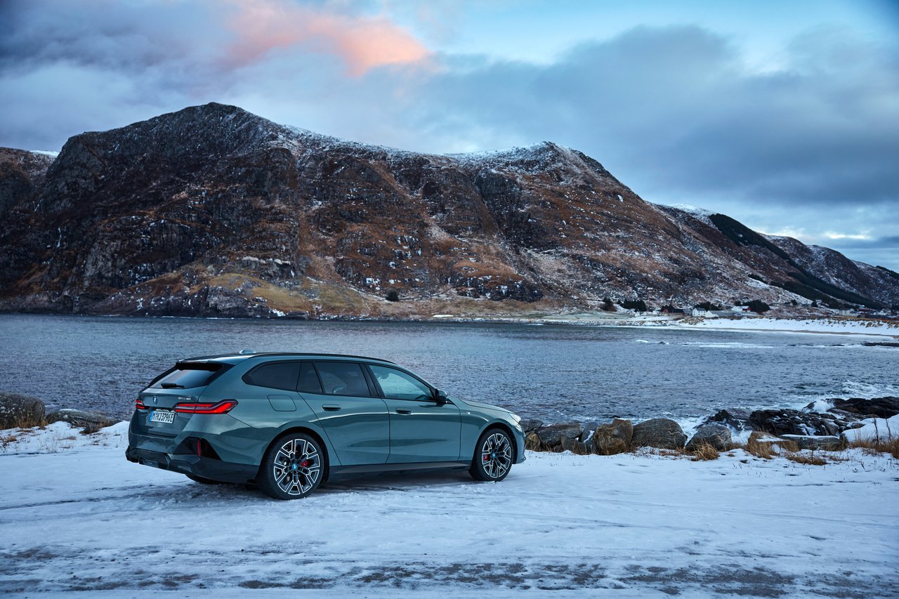 BMW i5 - Miniature 3