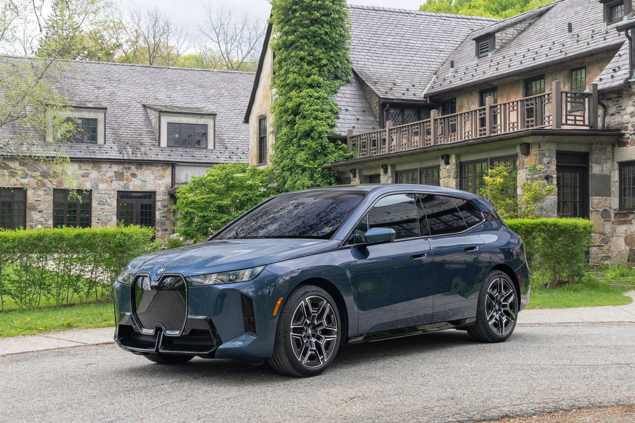 BMW iX - Miniature 4