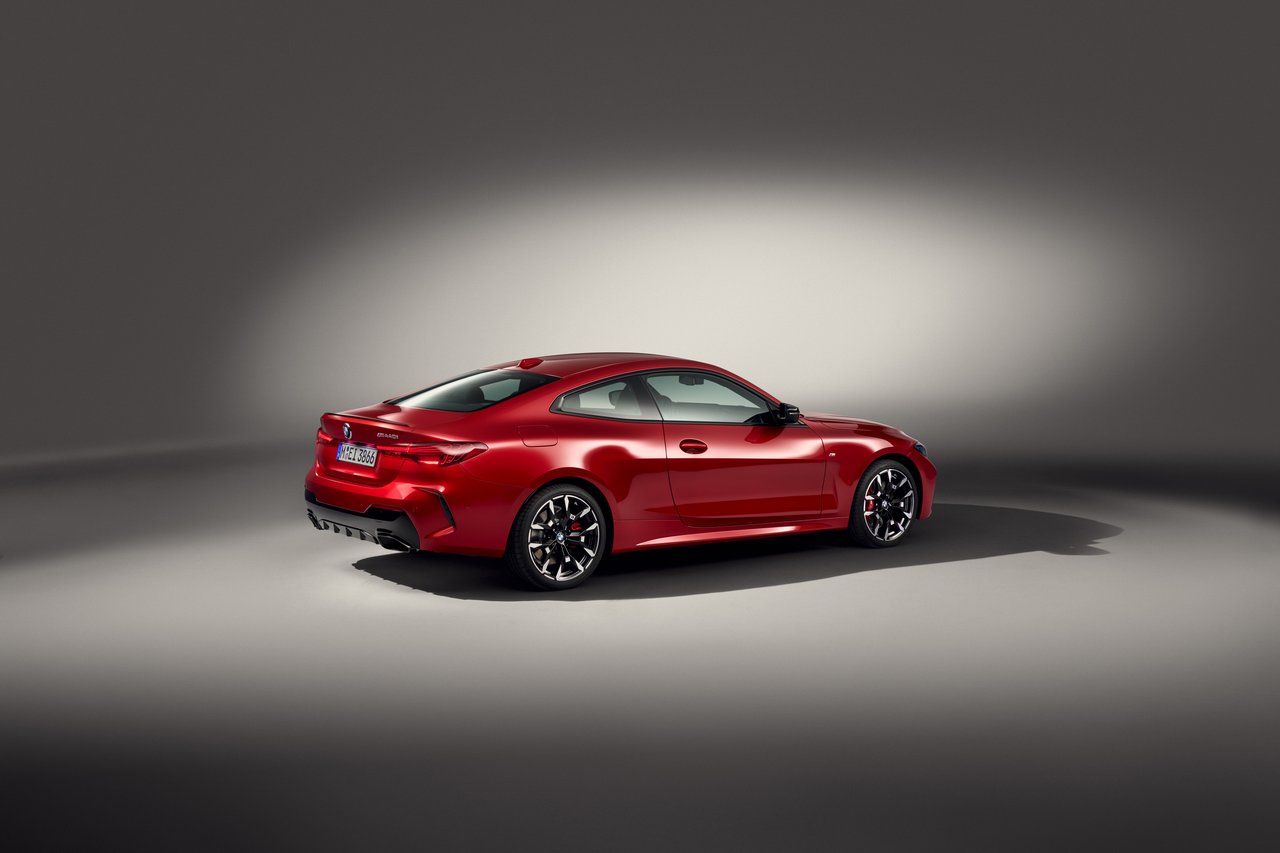 BMW Série 4 Coupé - Miniature 3