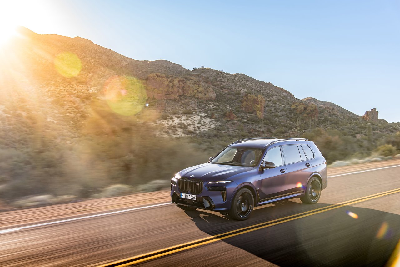BMW X7 - Miniature 2