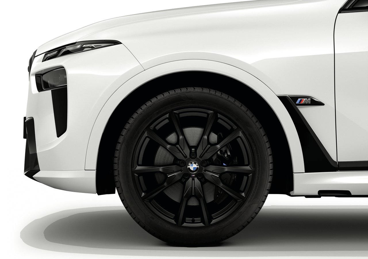 BMW X7 - Miniature 8