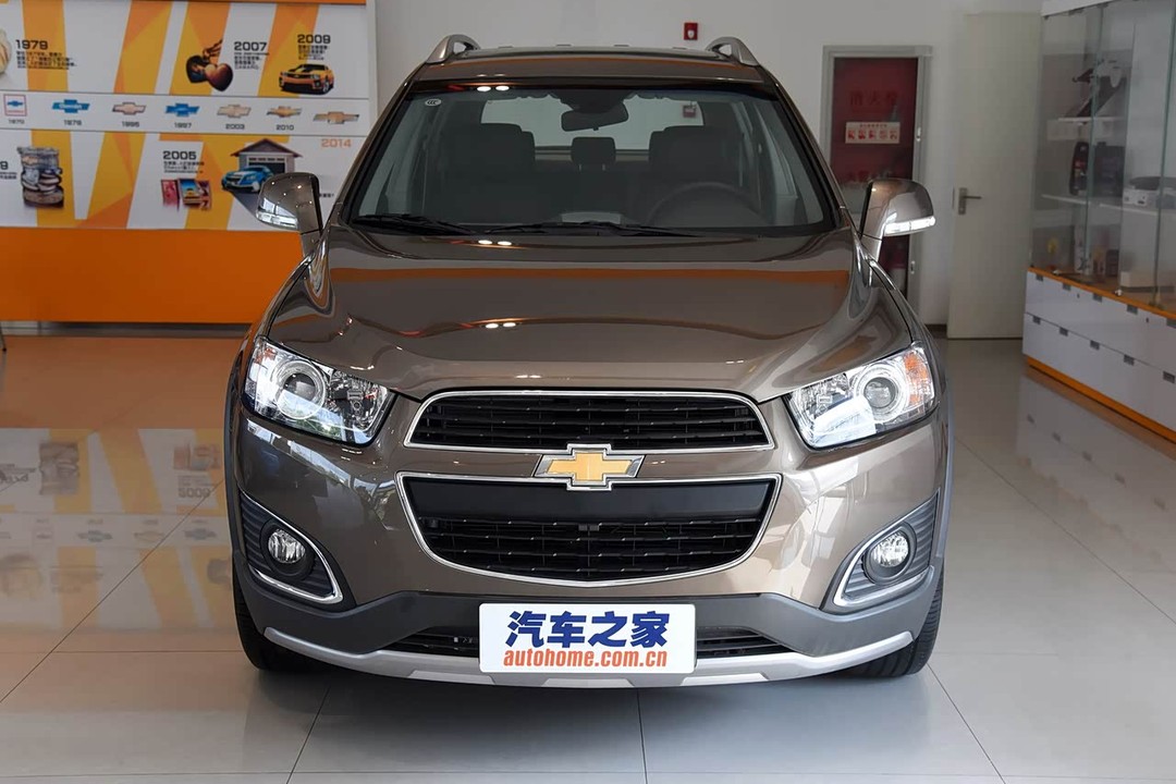 Chevrolet Captiva - Miniature 8
