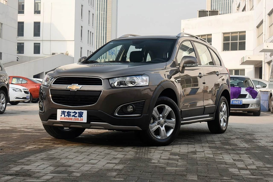 Chevrolet Captiva - Miniature 13
