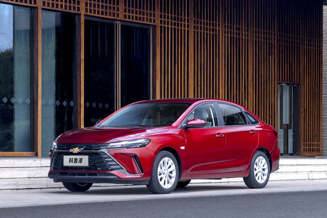 Chevrolet Cruze - Miniature 2