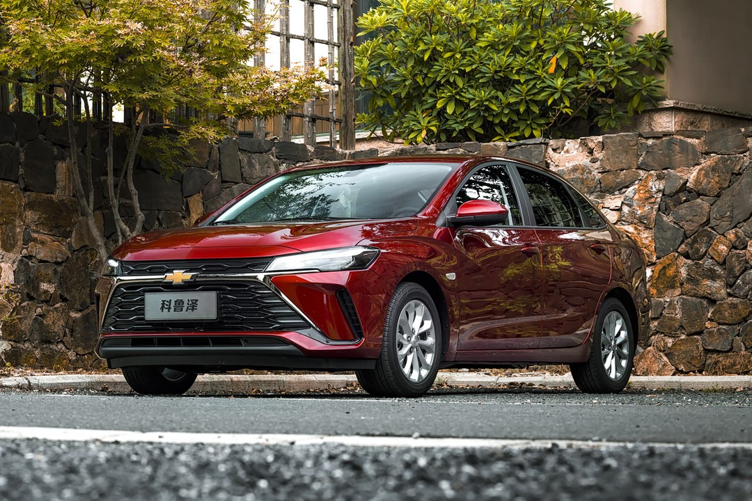 Chevrolet Cruze - Miniature 5