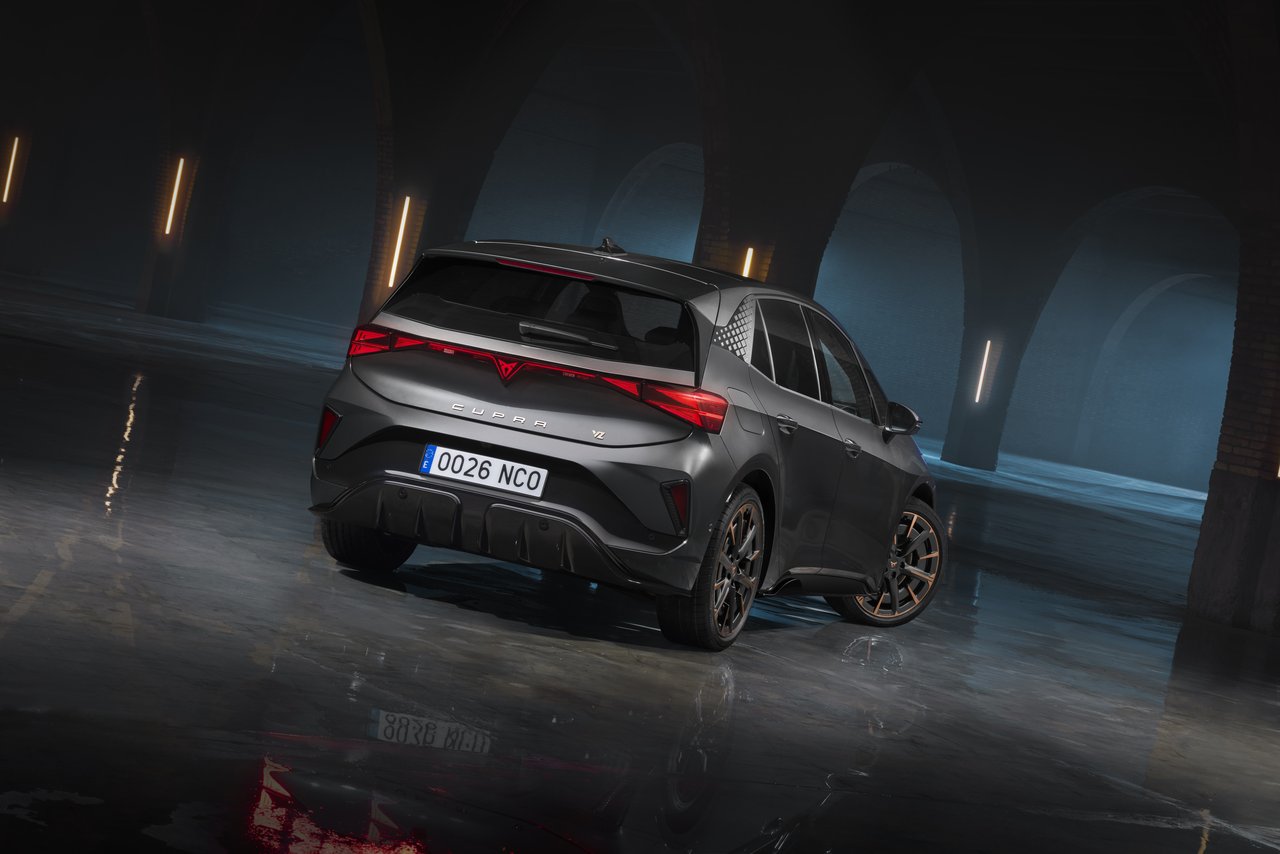 Cupra Born - Miniature 2