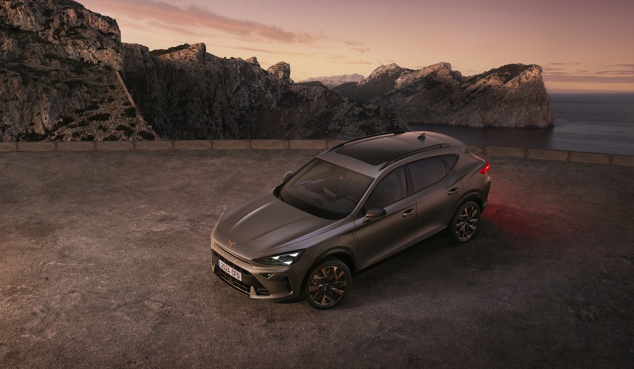 Cupra Formentor PHEV - Miniature 2