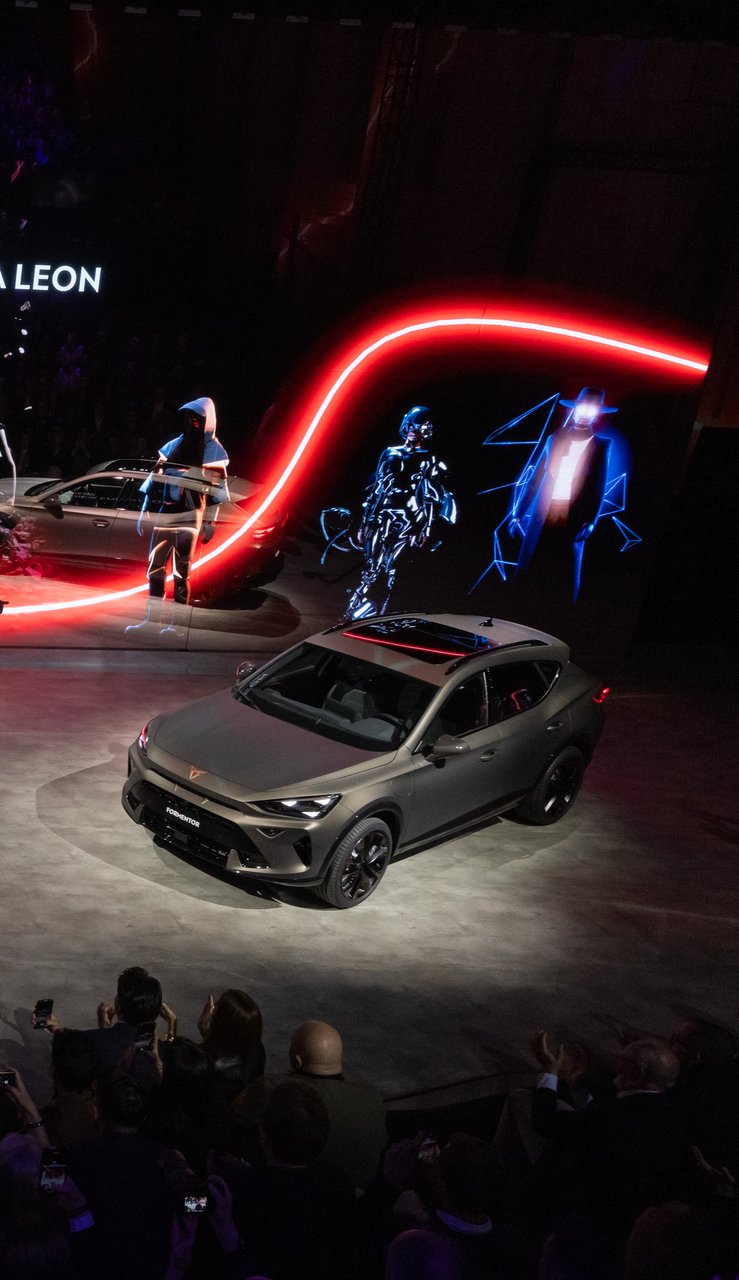 Cupra Formentor PHEV - Miniature 7