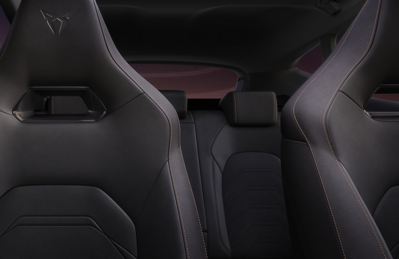 Cupra Formentor PHEV - Miniature 9