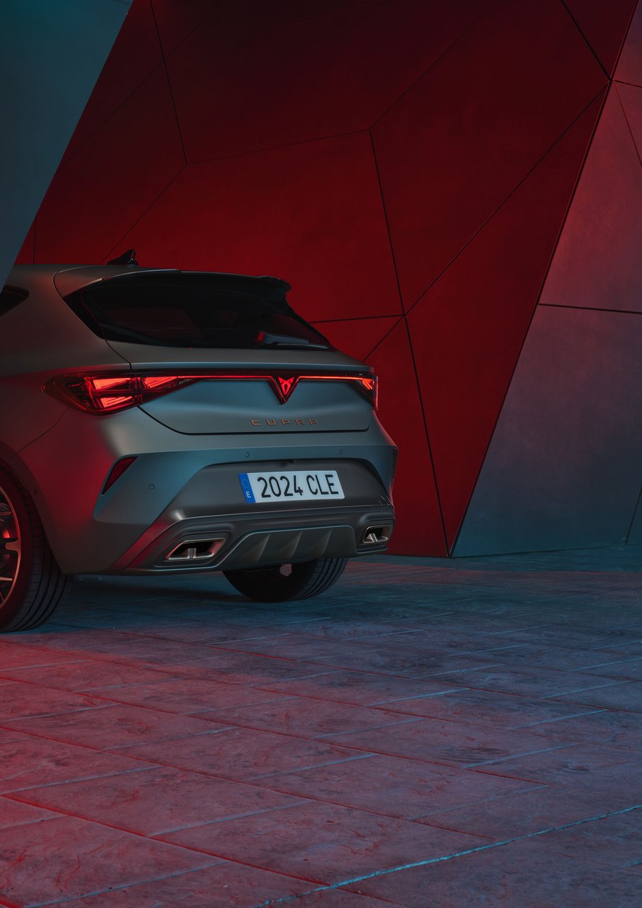 Cupra Leon - Miniature 4