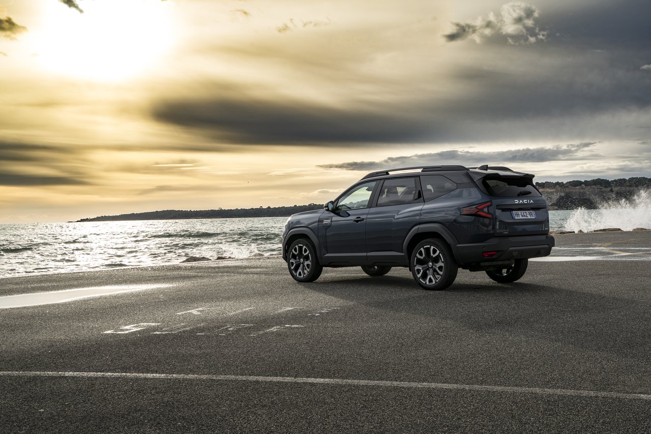 Dacia Bigster HEV - Miniature 9