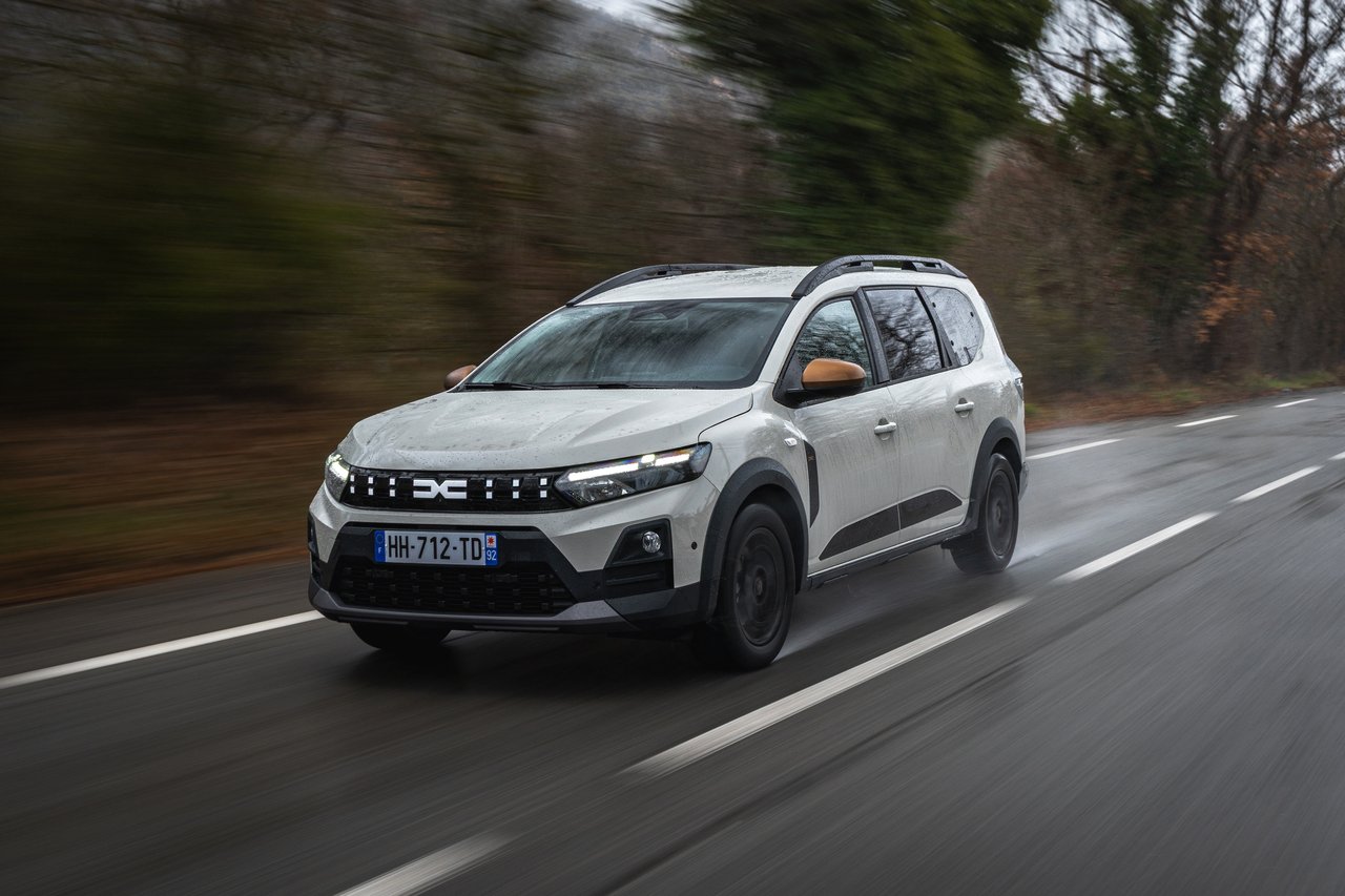 Dacia Jogger HEV