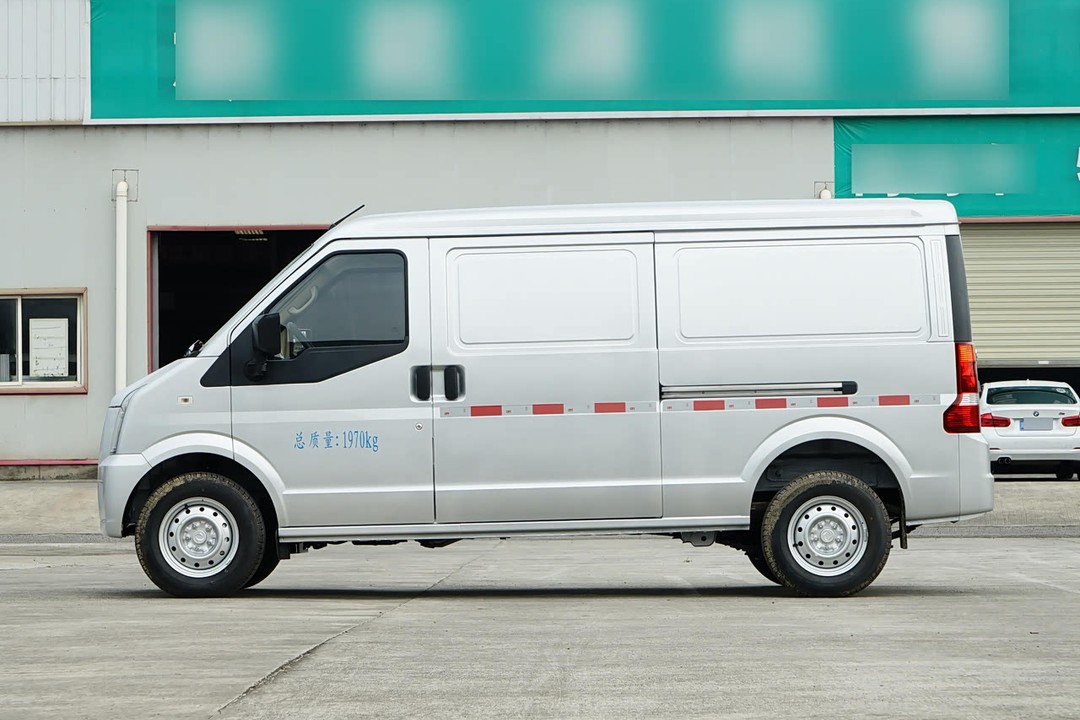 DFSK C35 - Miniature 2