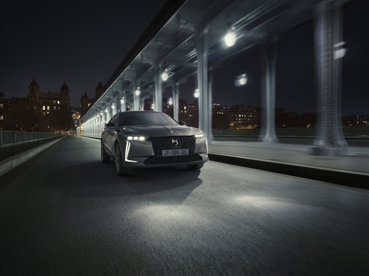 DS DS4 E-Tense - Miniature 5
