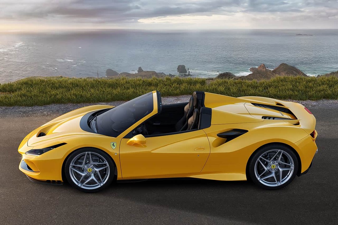 Ferrari F8 Spider - Miniature 4