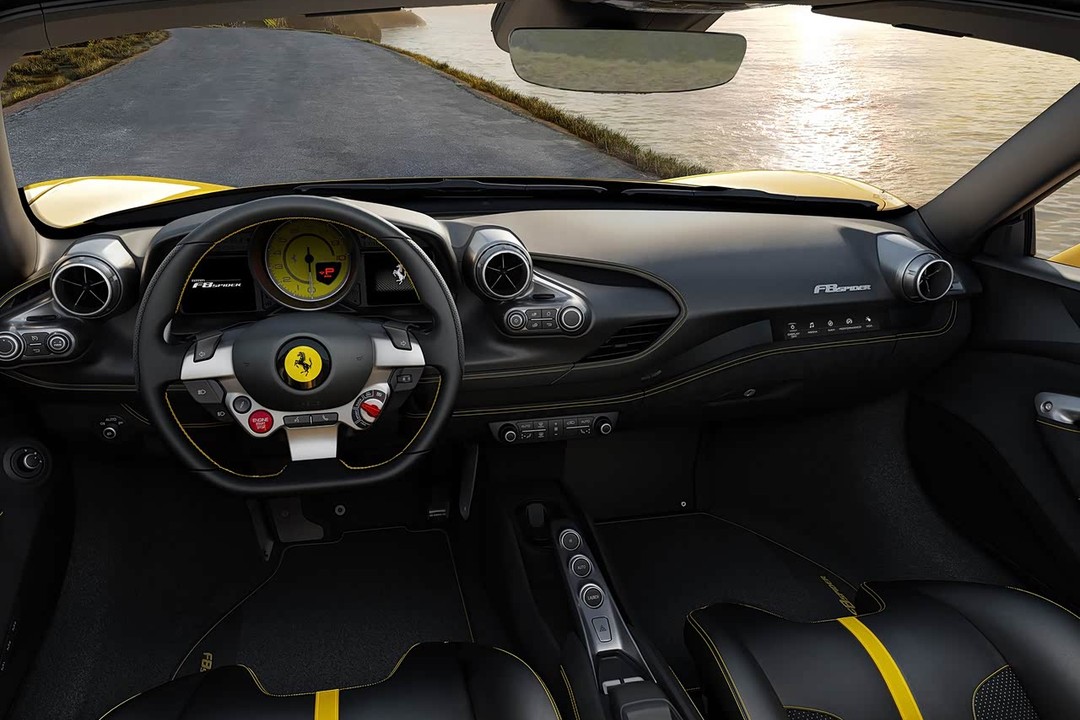Ferrari F8 Spider - Miniature 9