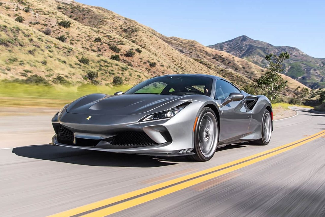 Ferrari F8 Spider - Miniature 11