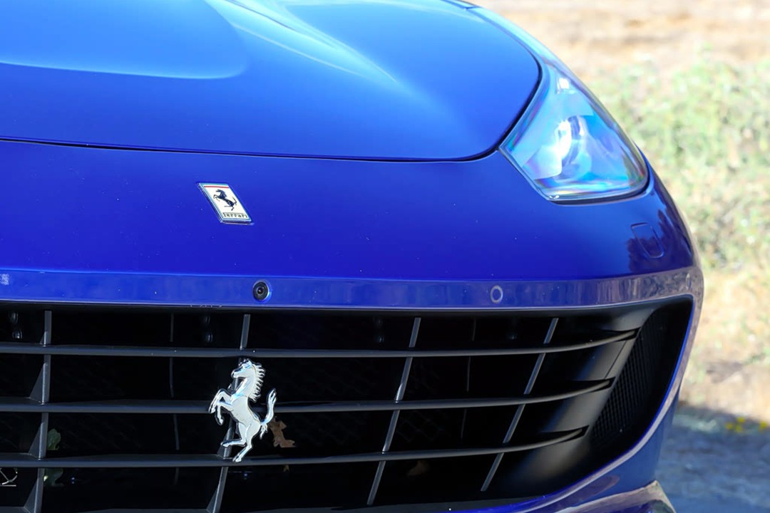 Ferrari Gtc4lusso - Miniature 7
