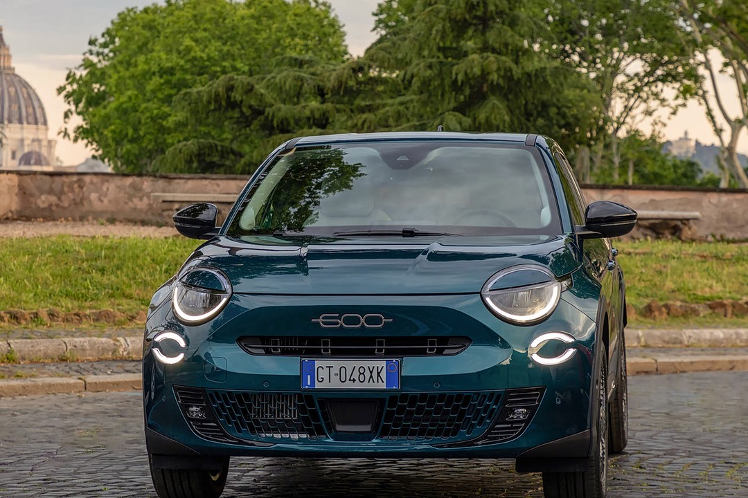 Fiat 600e - Miniature 7
