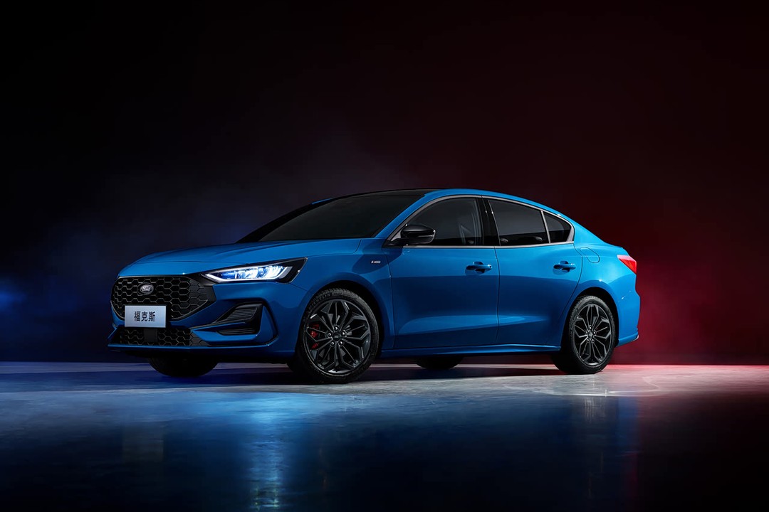 Ford Focus - Miniature 2