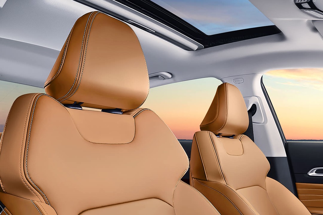 Geely Emgrand - Miniature 10