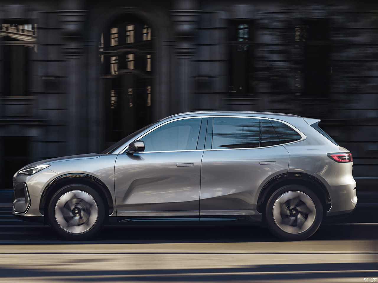 Geely EX5 - Miniature 4