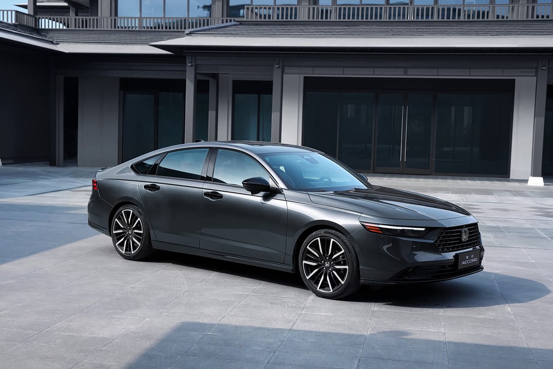 Honda Accord - Miniature 3