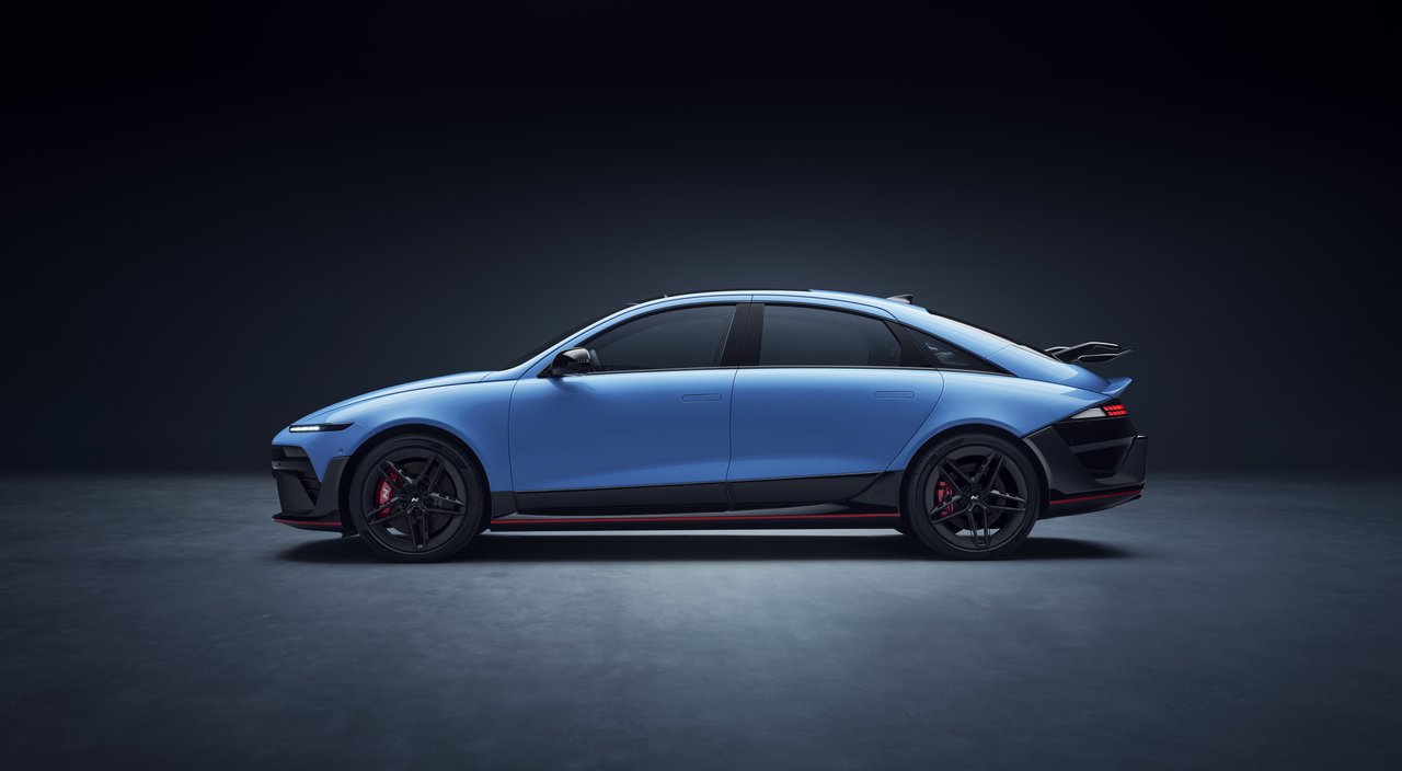 Hyundai IONIQ 6 - Miniature 4