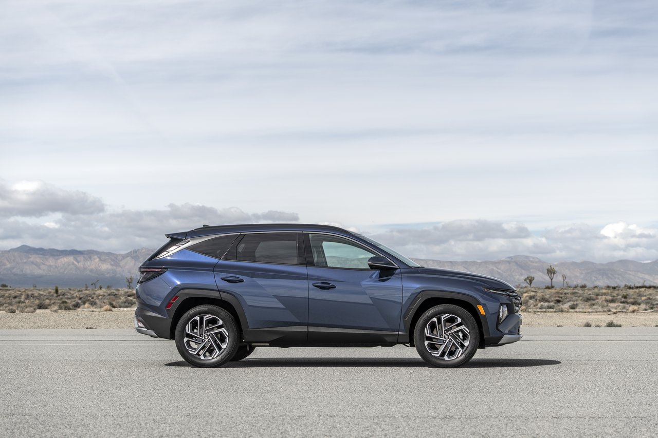 Hyundai Tucson - Miniature 6