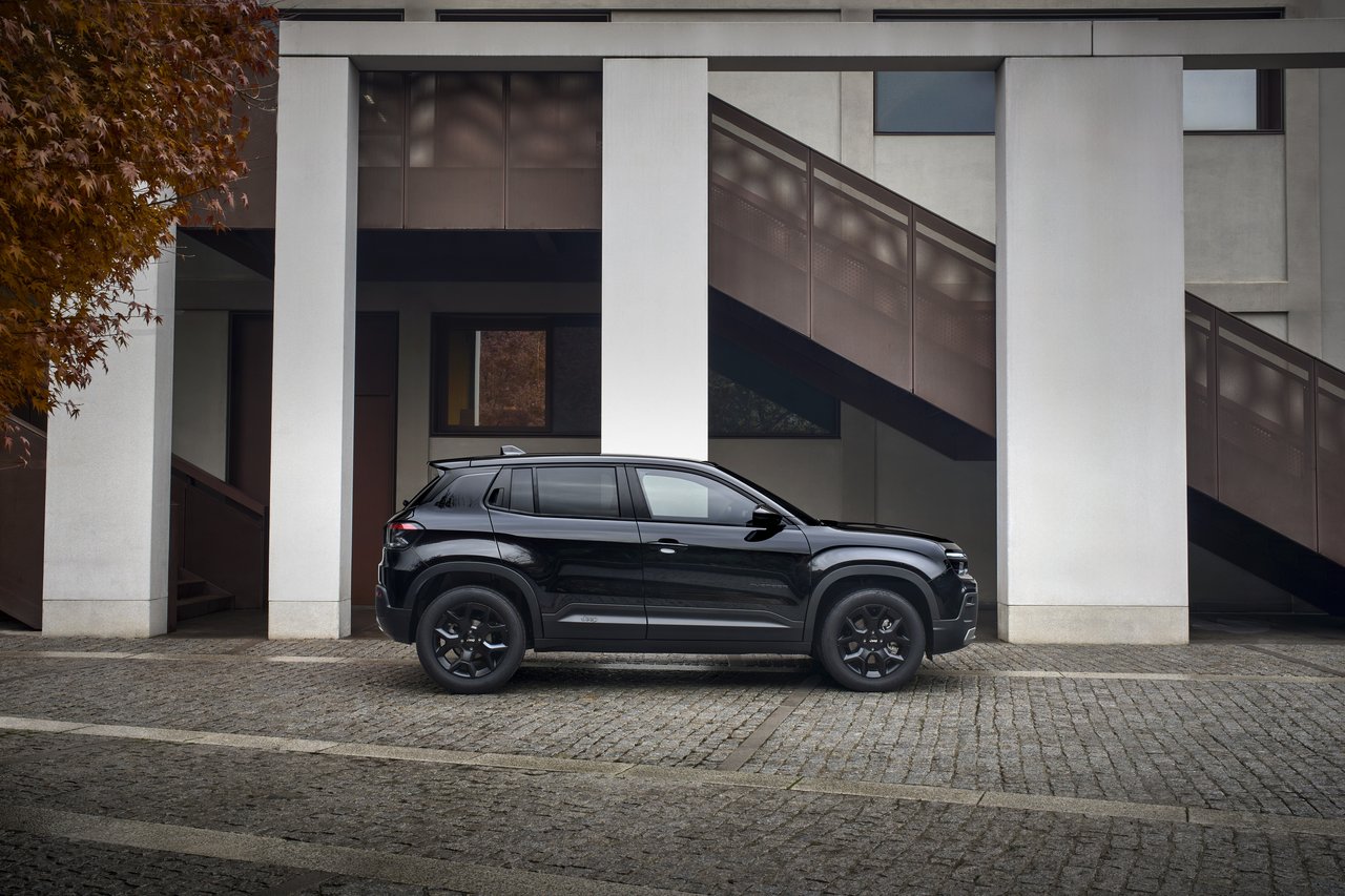 Jeep Avenger - Miniature 2