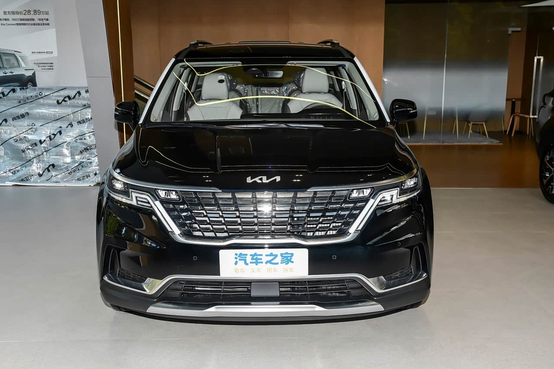 Kia Carnival - Miniature 13