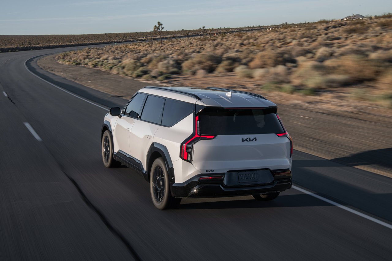 Kia EV9 - Miniature 4