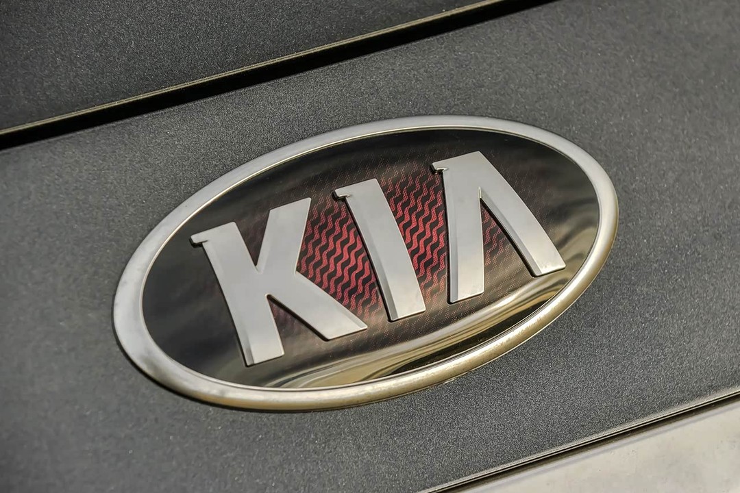 Kia K 2500 - Miniature 11