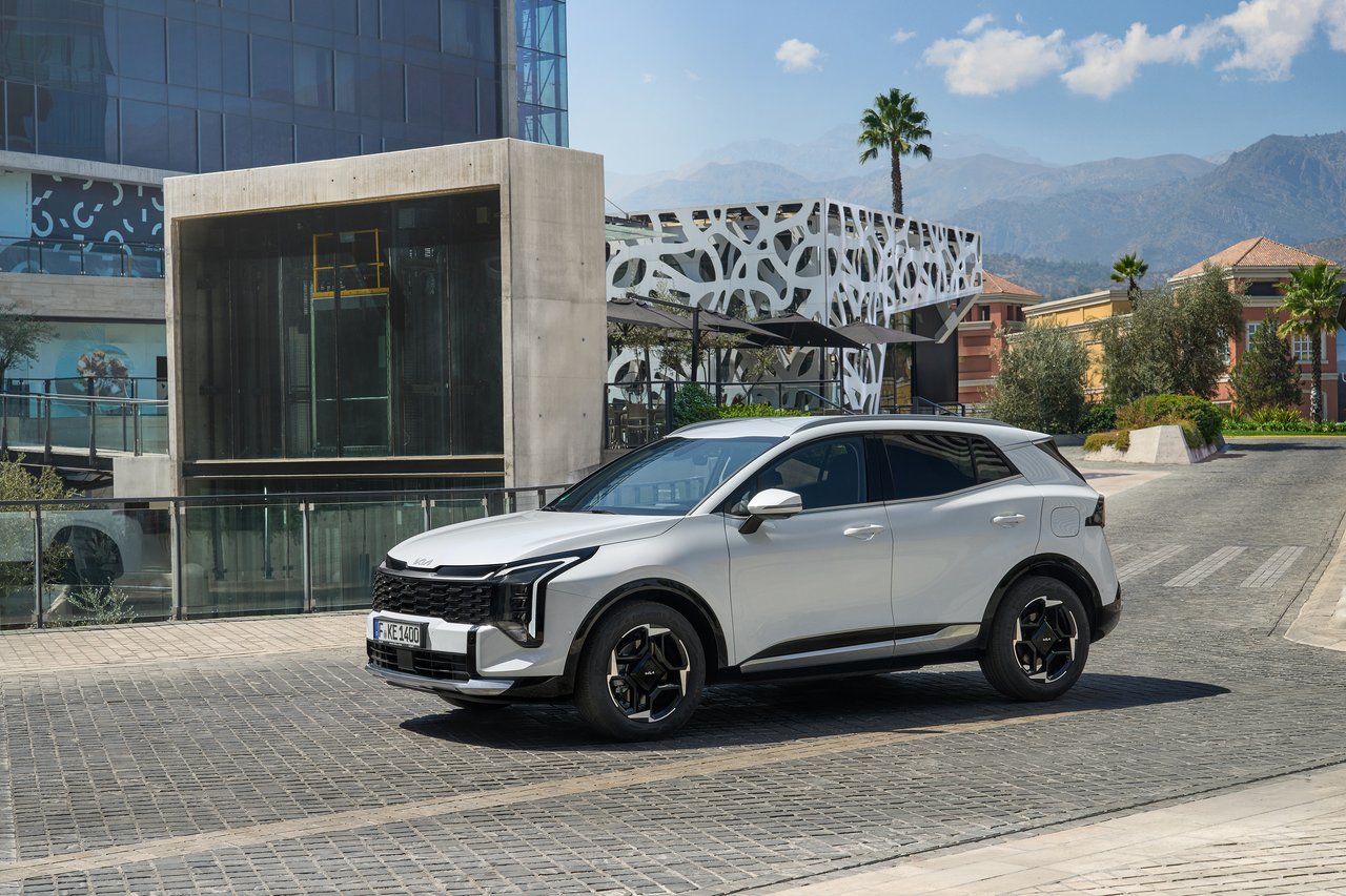 Kia Sportage - Miniature 2