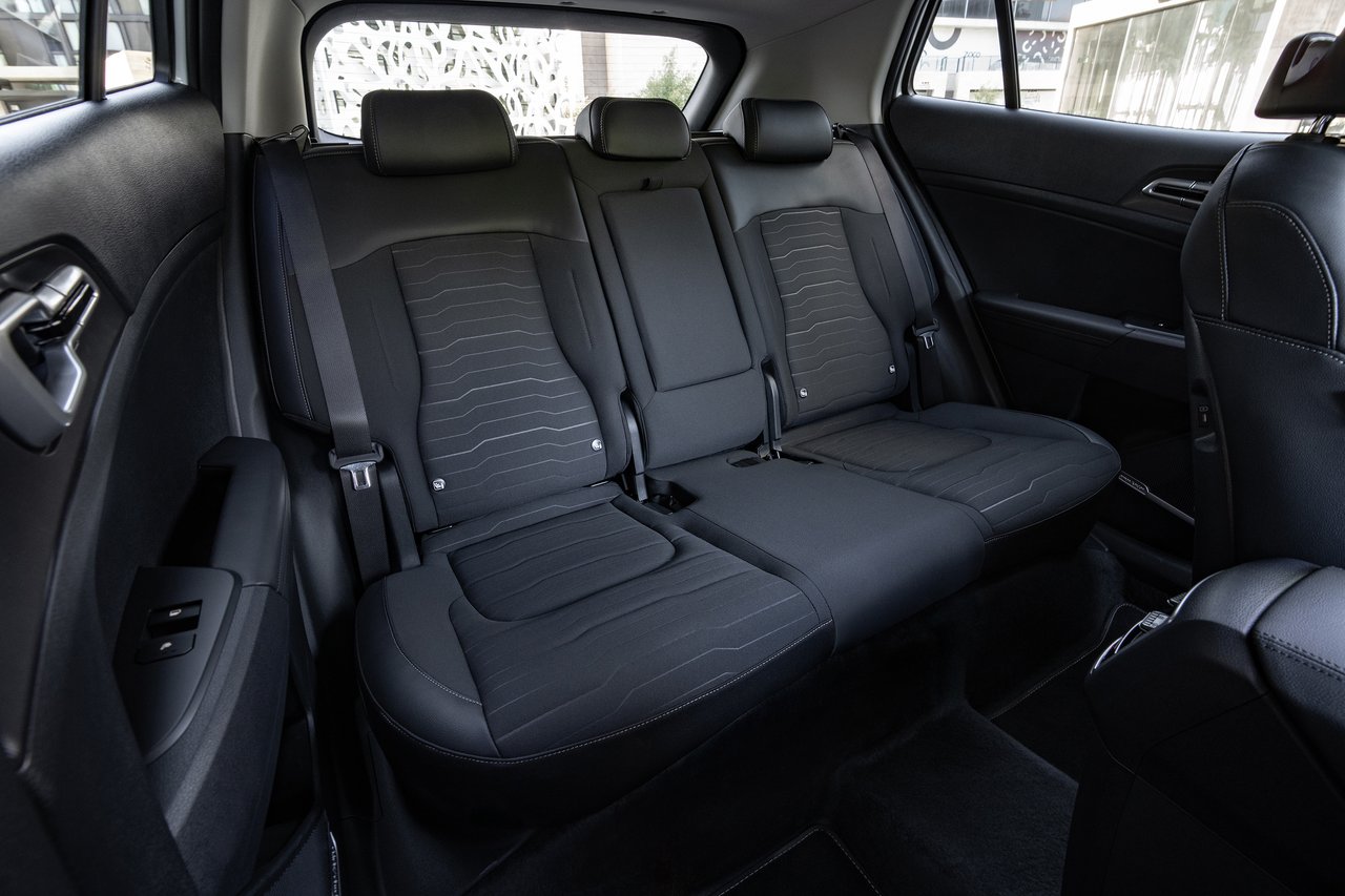Kia Sportage - Miniature 10